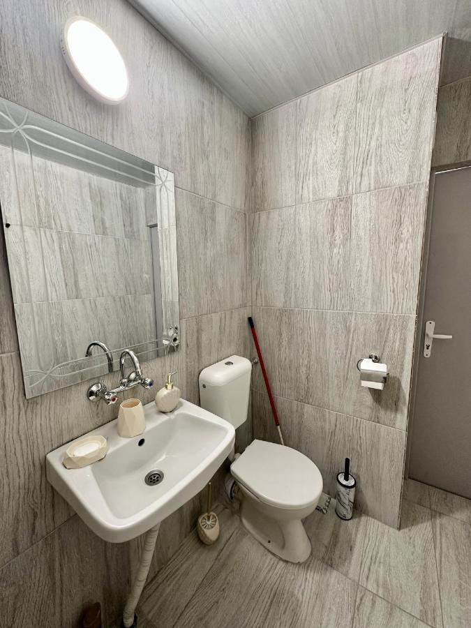 The Orchid, Apartment By Lmg โซเฟีย ภายนอก รูปภาพ